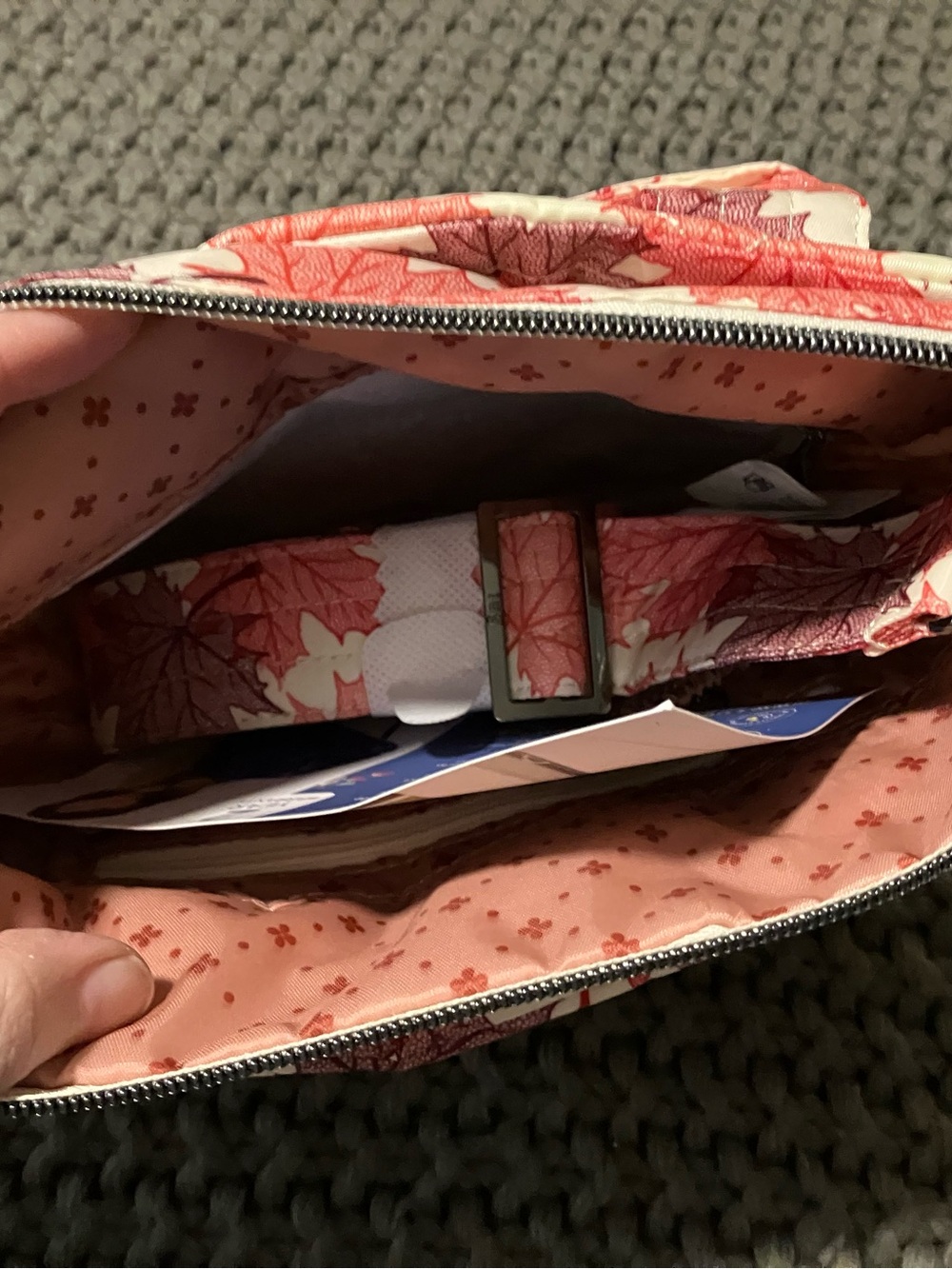 NWT Lug Dory Mini Maple Leaf Print Bag - Picture 3 of 6